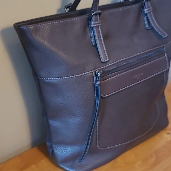 DAVID JONES PARIS Adrift Faux Leather Shoulder Bag - Picture 4 of 16